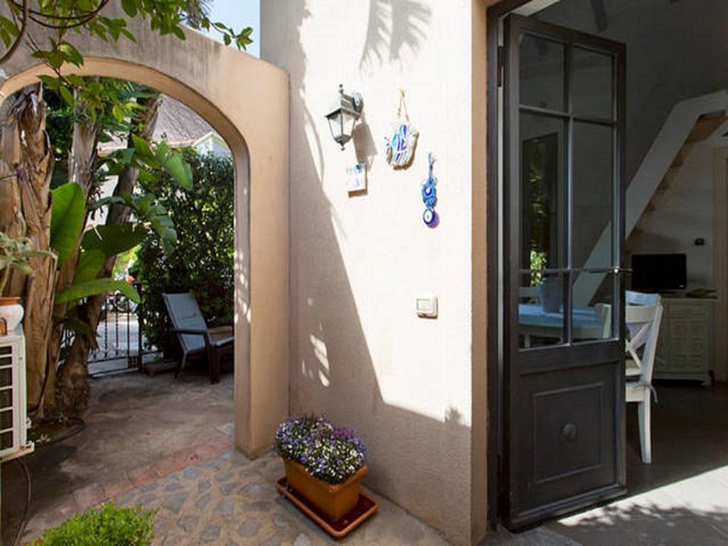 Il Liberty Di Emilia Villa Mondello Luaran gambar
