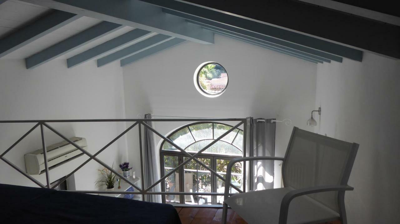 Il Liberty Di Emilia Villa Mondello Luaran gambar